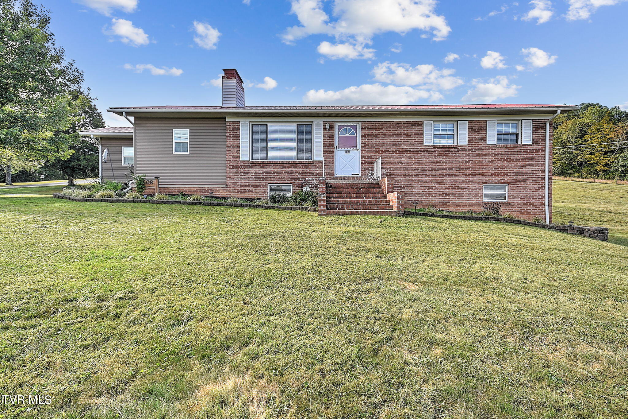 608 Walnut Grove Road