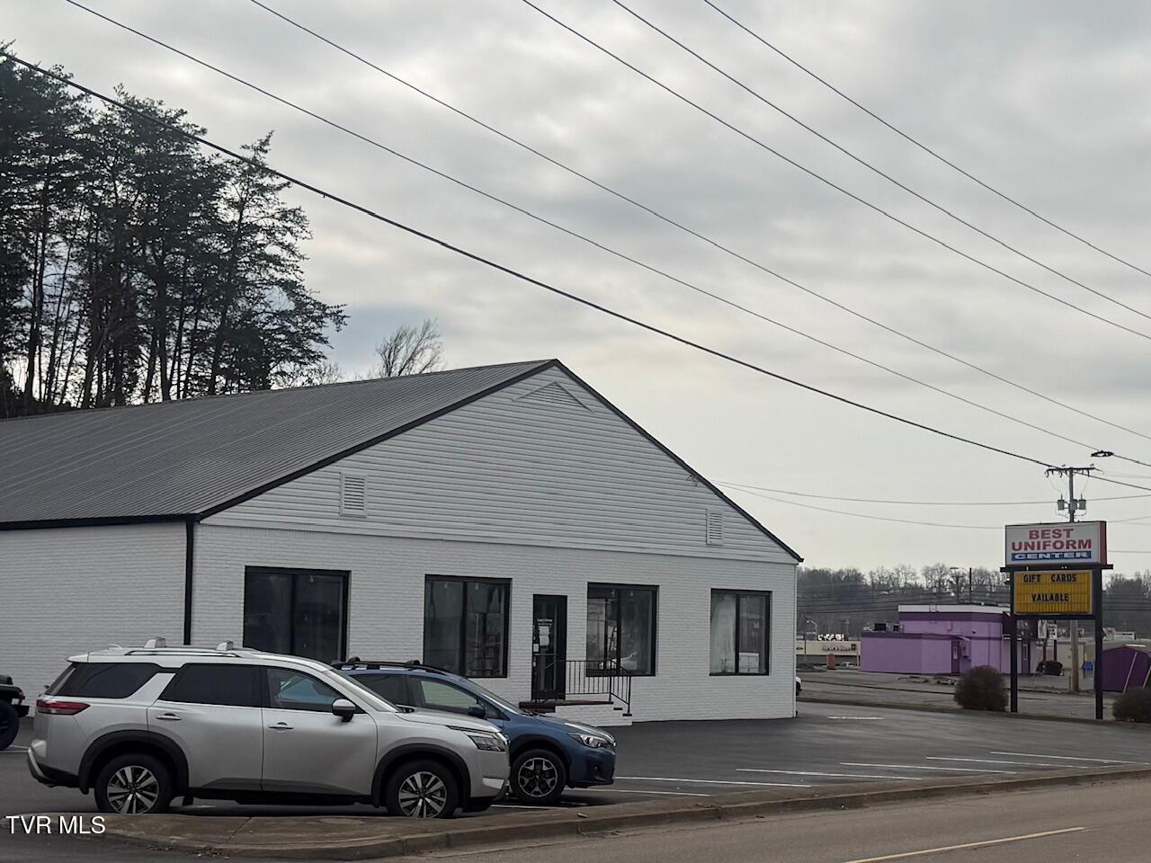 1904 Brookside Drive