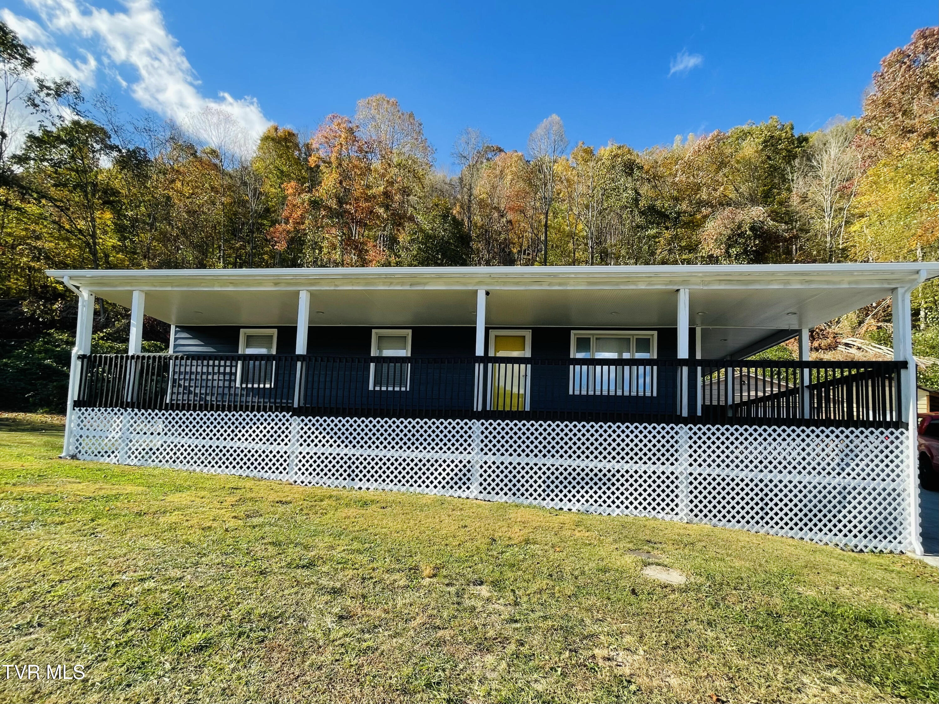 713 10th Street, Big Stone Gap, Virginia image 1