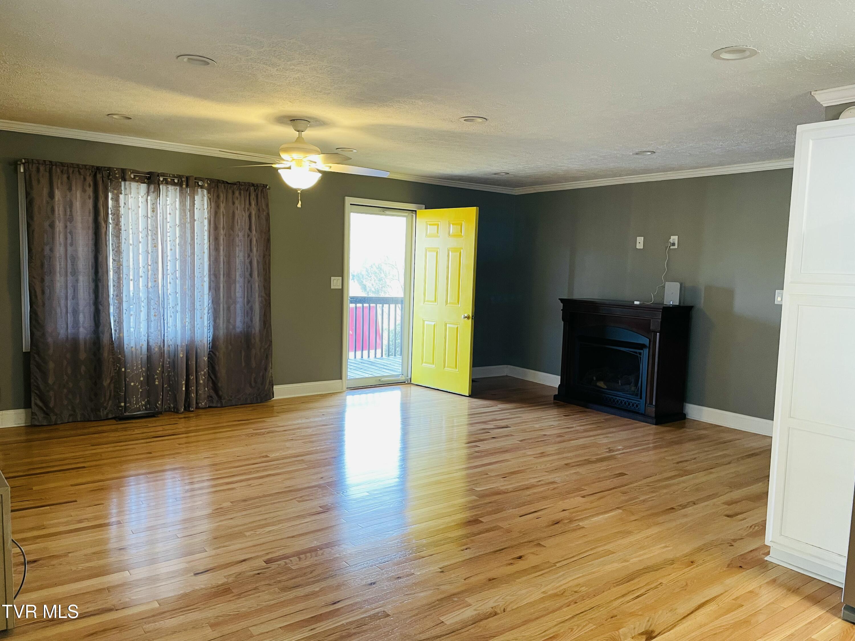 713 10th Street, Big Stone Gap, Virginia image 2