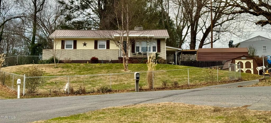 Photo of 200 Keith Road, Bristol, TN 37620 (MLS # 9989963)