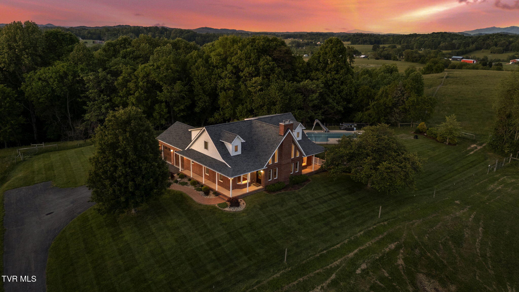 194 Washington College Rd. Rd, Limestone, Tennessee image 2