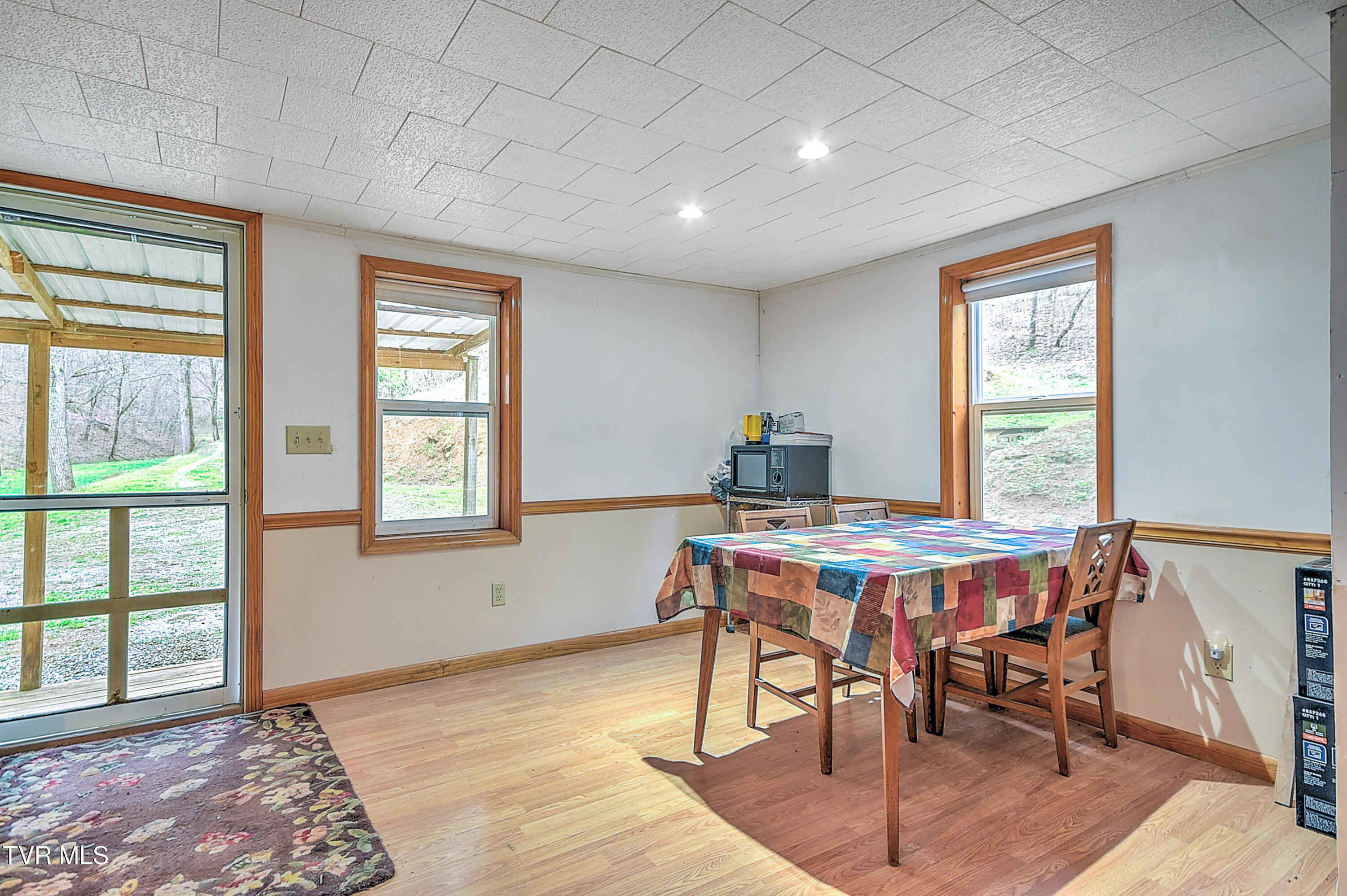2461 Summer Way, Parrottsville, Tennessee image 13
