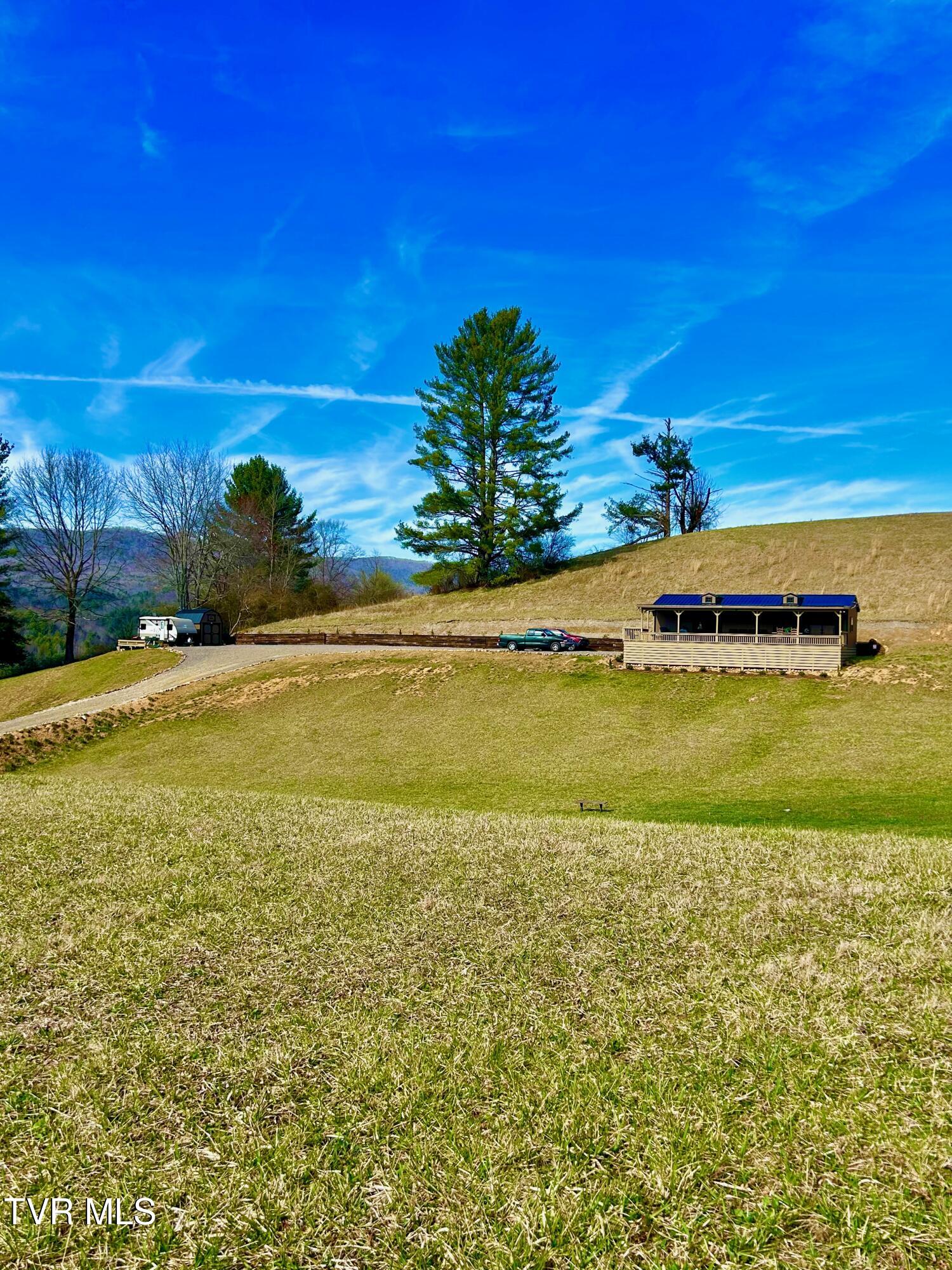 571 Pedro Shoun Lane, Mountain City, Tennessee image 3
