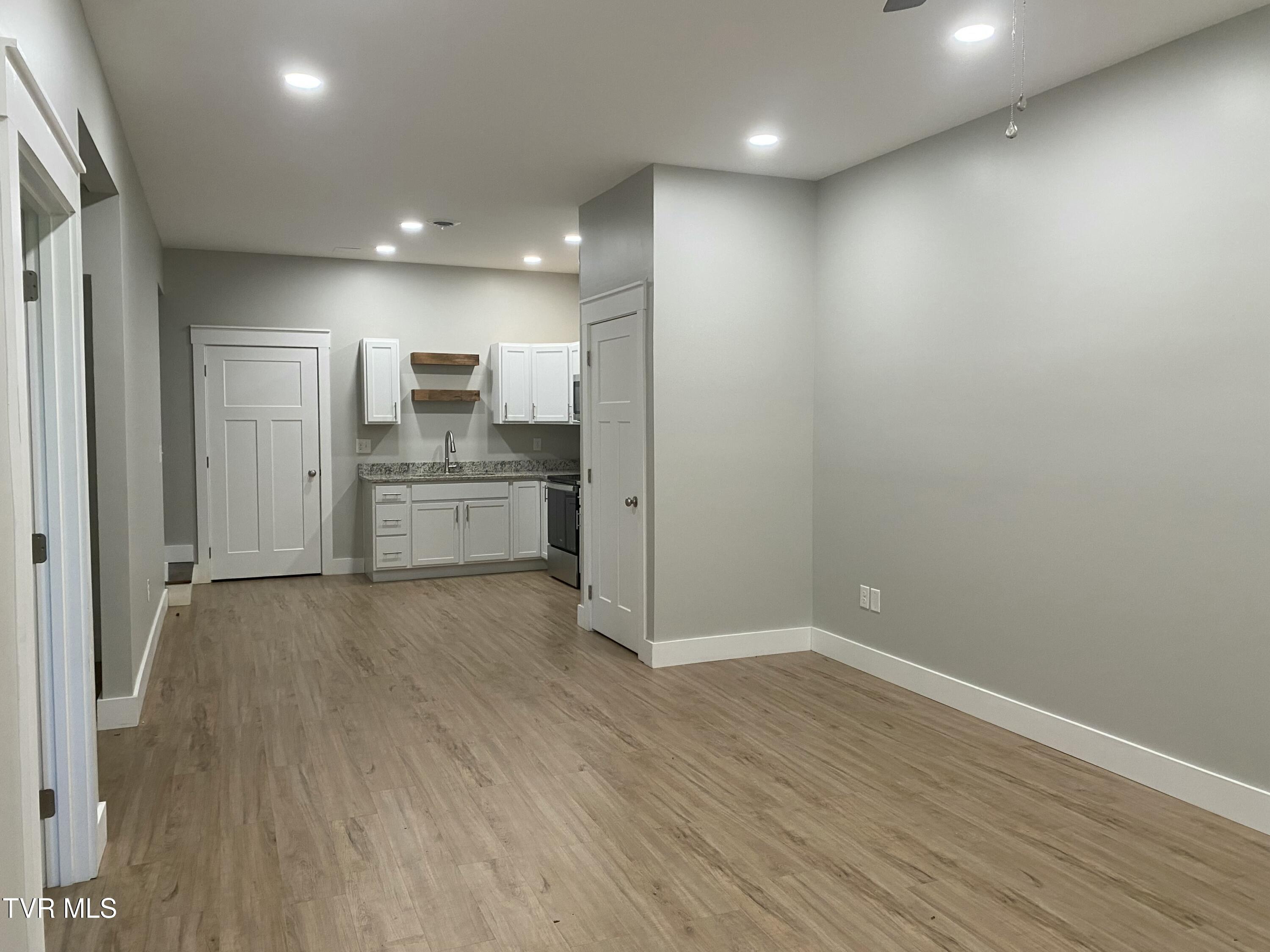 2410 Textile Street, Johnson City, Tennessee image 17