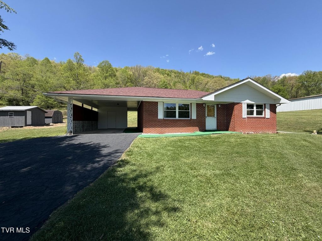 Photo of 487 Right Poor Valley Road, Pennington Gap, VA 24277 (MLS # 9994311)