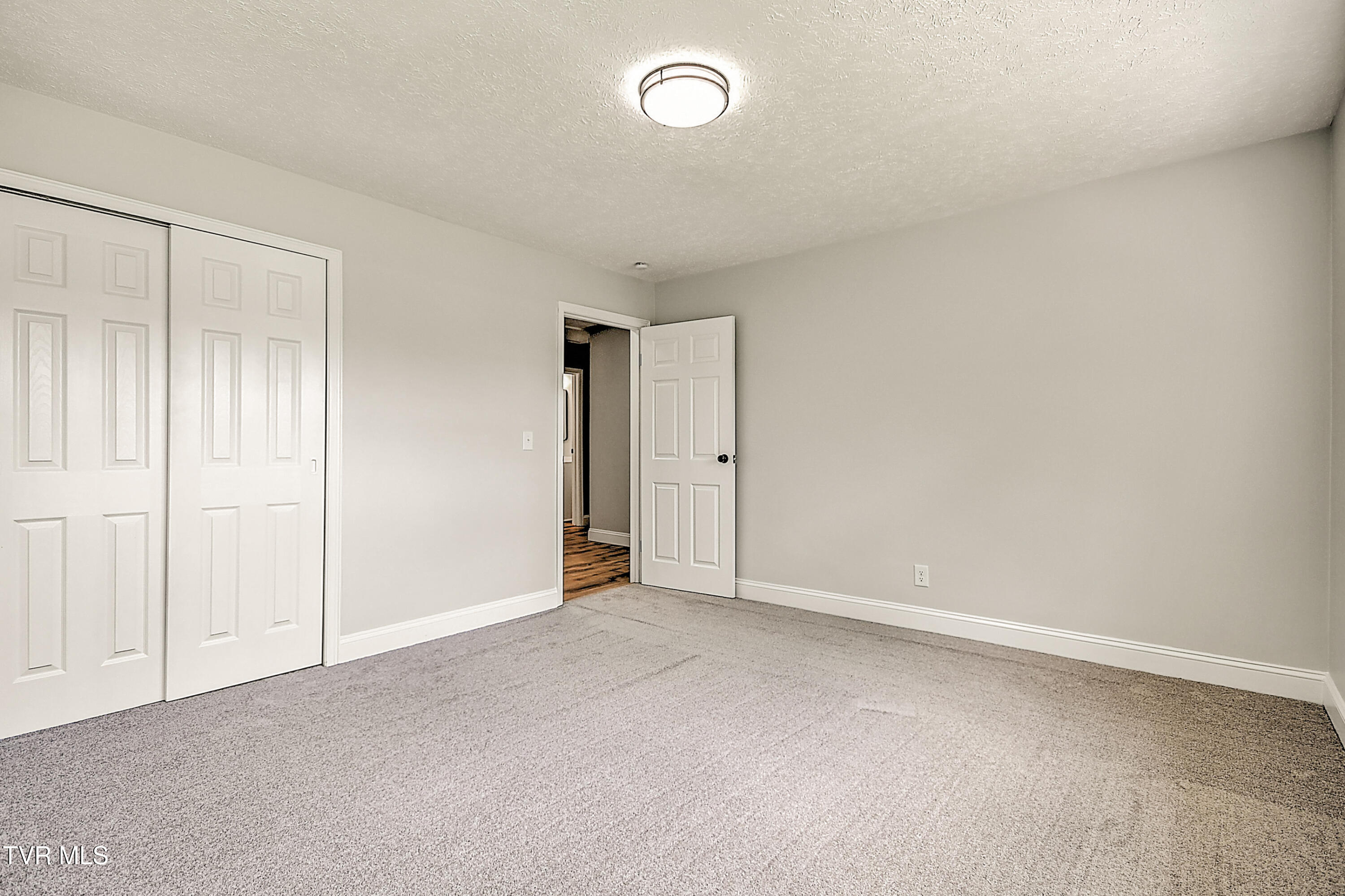 3521 Fort Henry Drive, Kingsport, Tennessee image 30