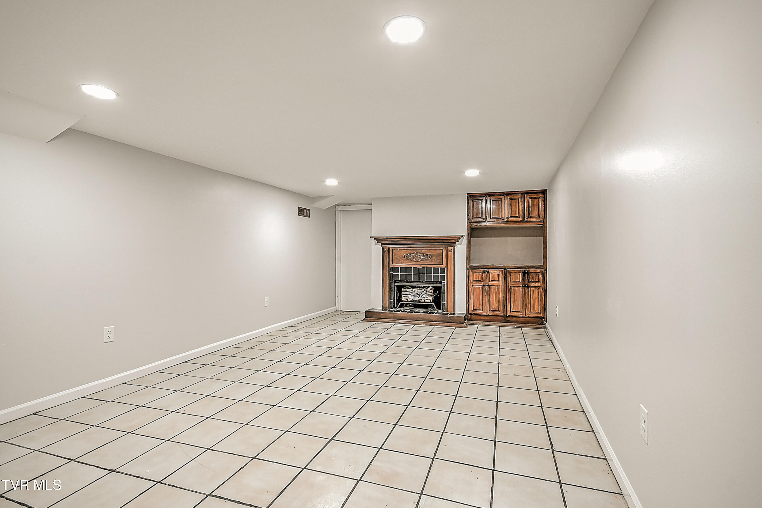 3521 Fort Henry Drive, Kingsport, Tennessee image 31