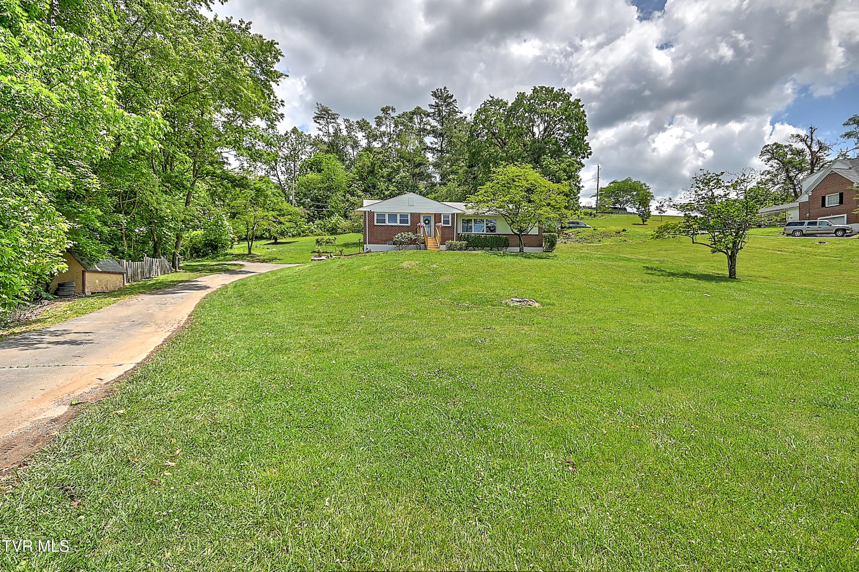 3521 Fort Henry Drive, Kingsport, Tennessee image 43