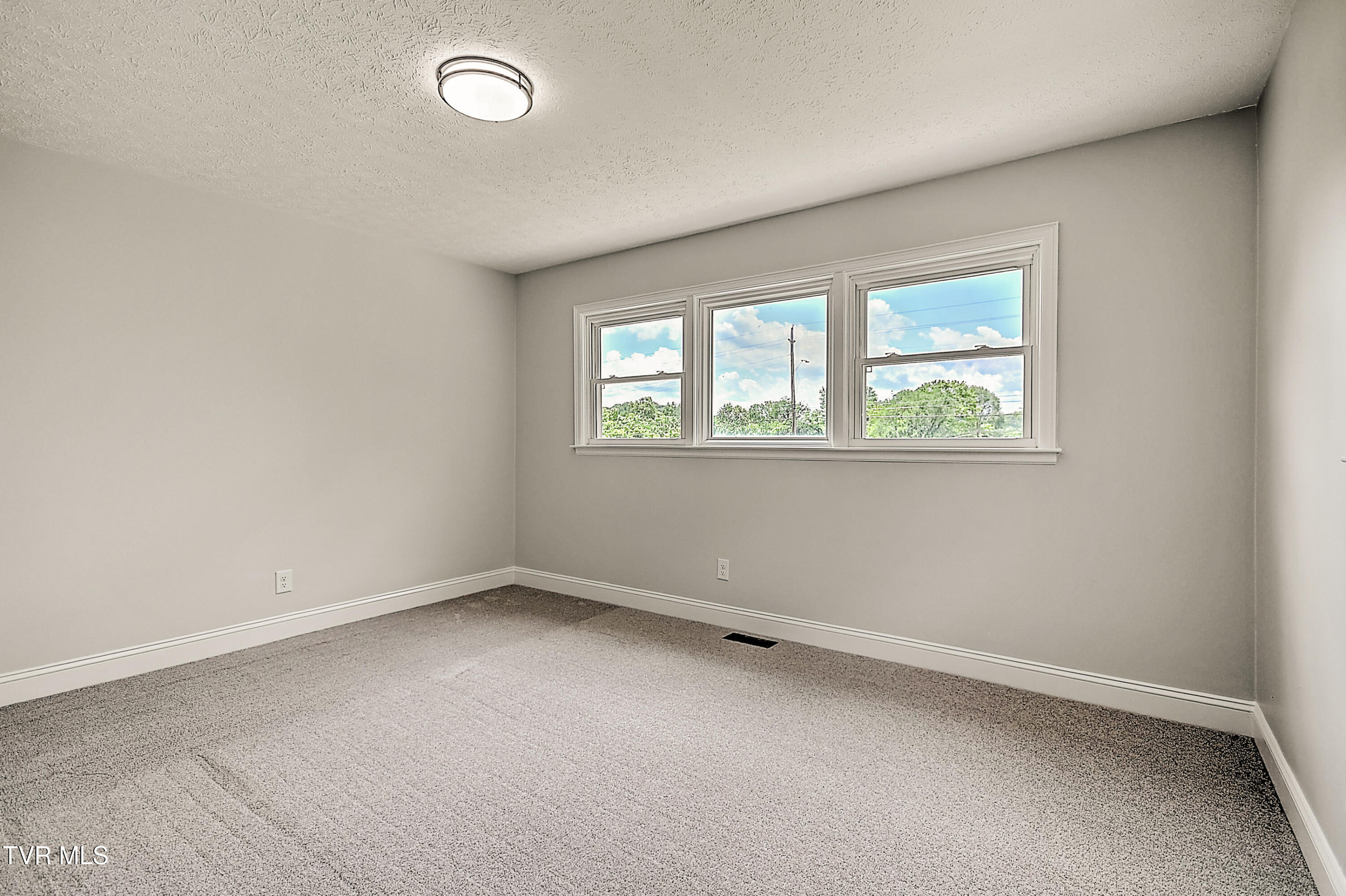 3521 Fort Henry Drive, Kingsport, Tennessee image 29