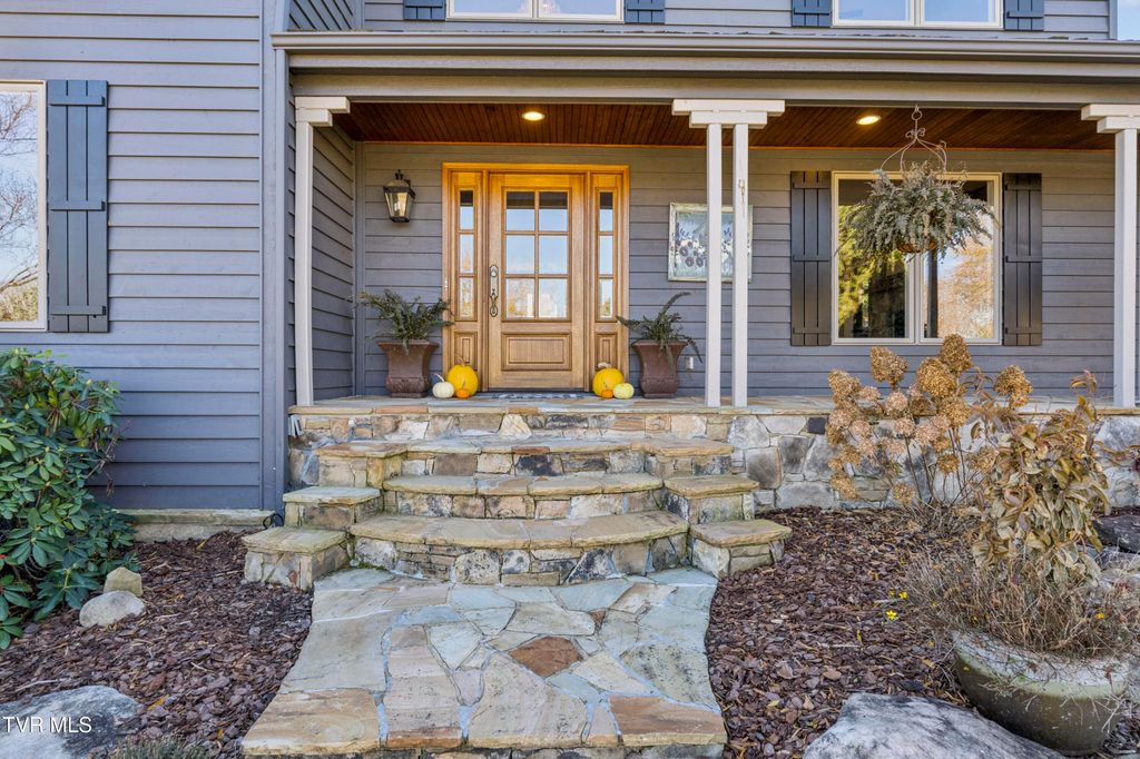 Photo of 217 Lake Meadow Drive, Gray, TN 37615 (MLS # 9988545)