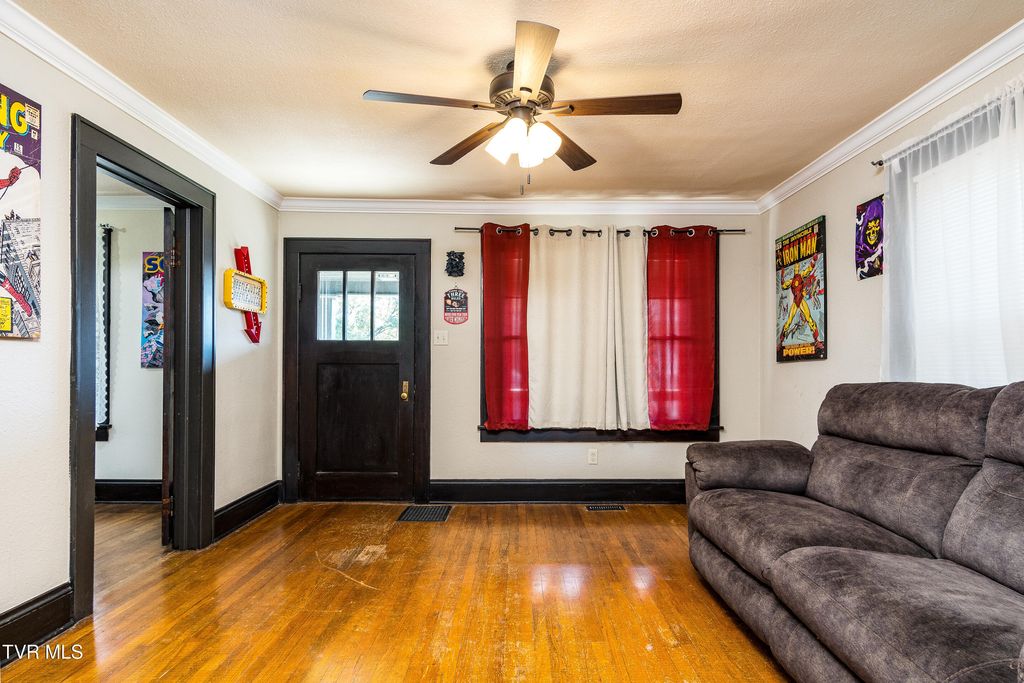 Photo of 112 Holston View Drive, Bristol, TN 37620 (MLS # 9986838)