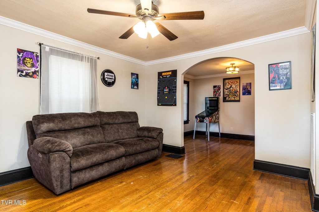 Photo of 112 Holston View Drive, Bristol, TN 37620 (MLS # 9986838)