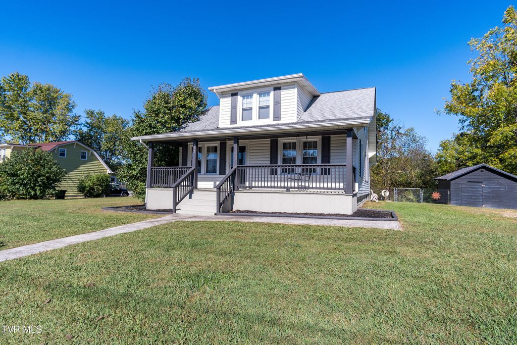 Photo of 112 Holston View Drive, Bristol, TN 37620 (MLS # 9986838)