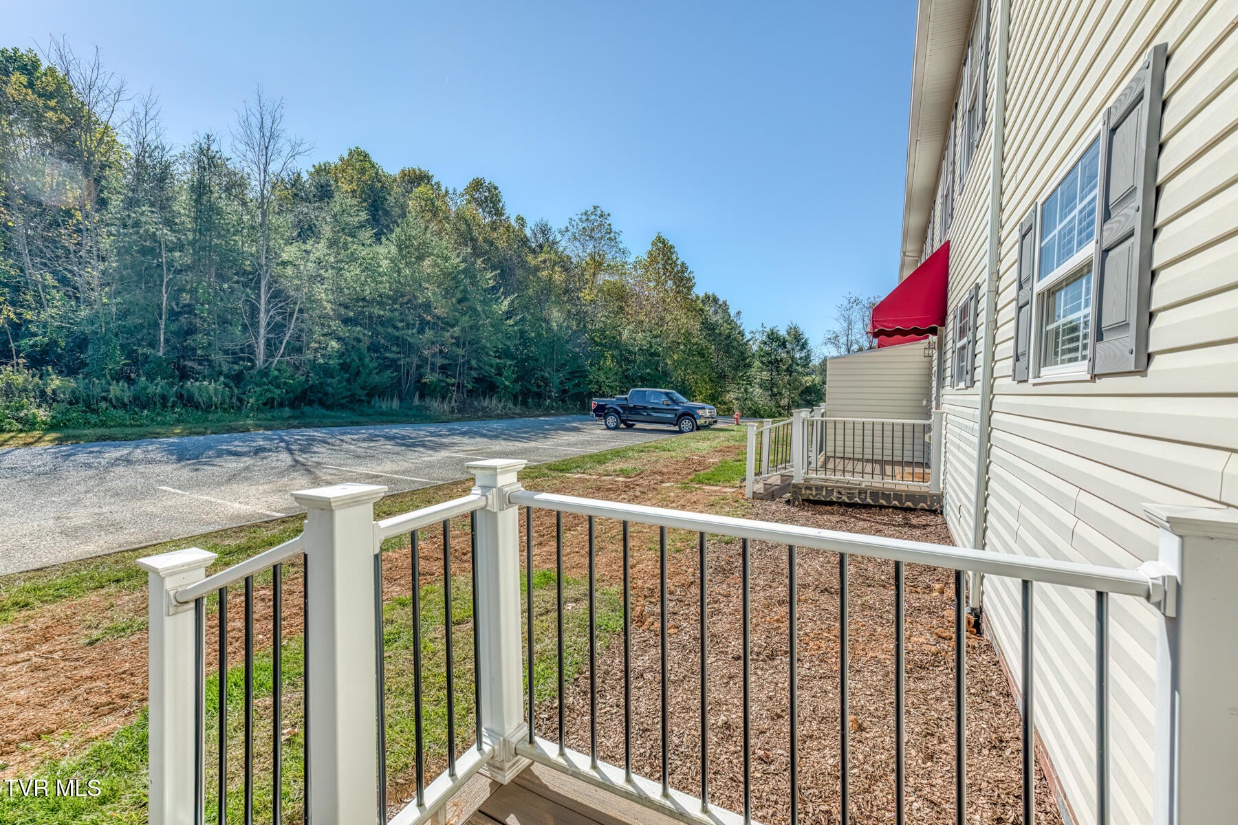 2201 Cherokee Road 14