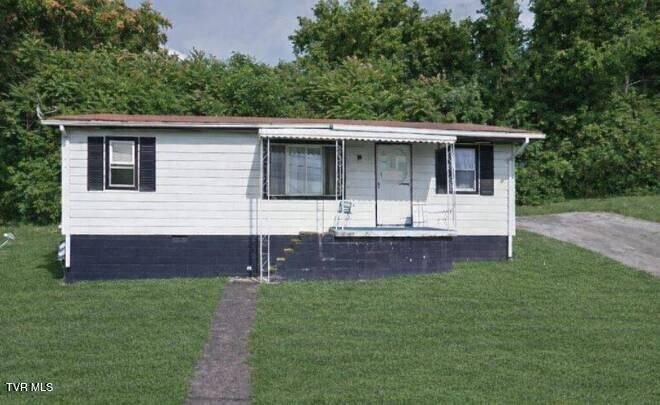 Photo of 105 Robinson Street, Greeneville, TN 37743 (MLS # 10001891)
