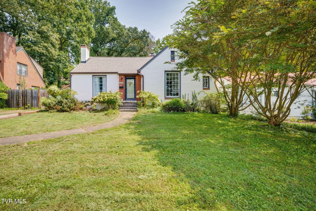 Photo of 1288 Catawba Street, Kingsport, TN 37660 (MLS # 9999620)