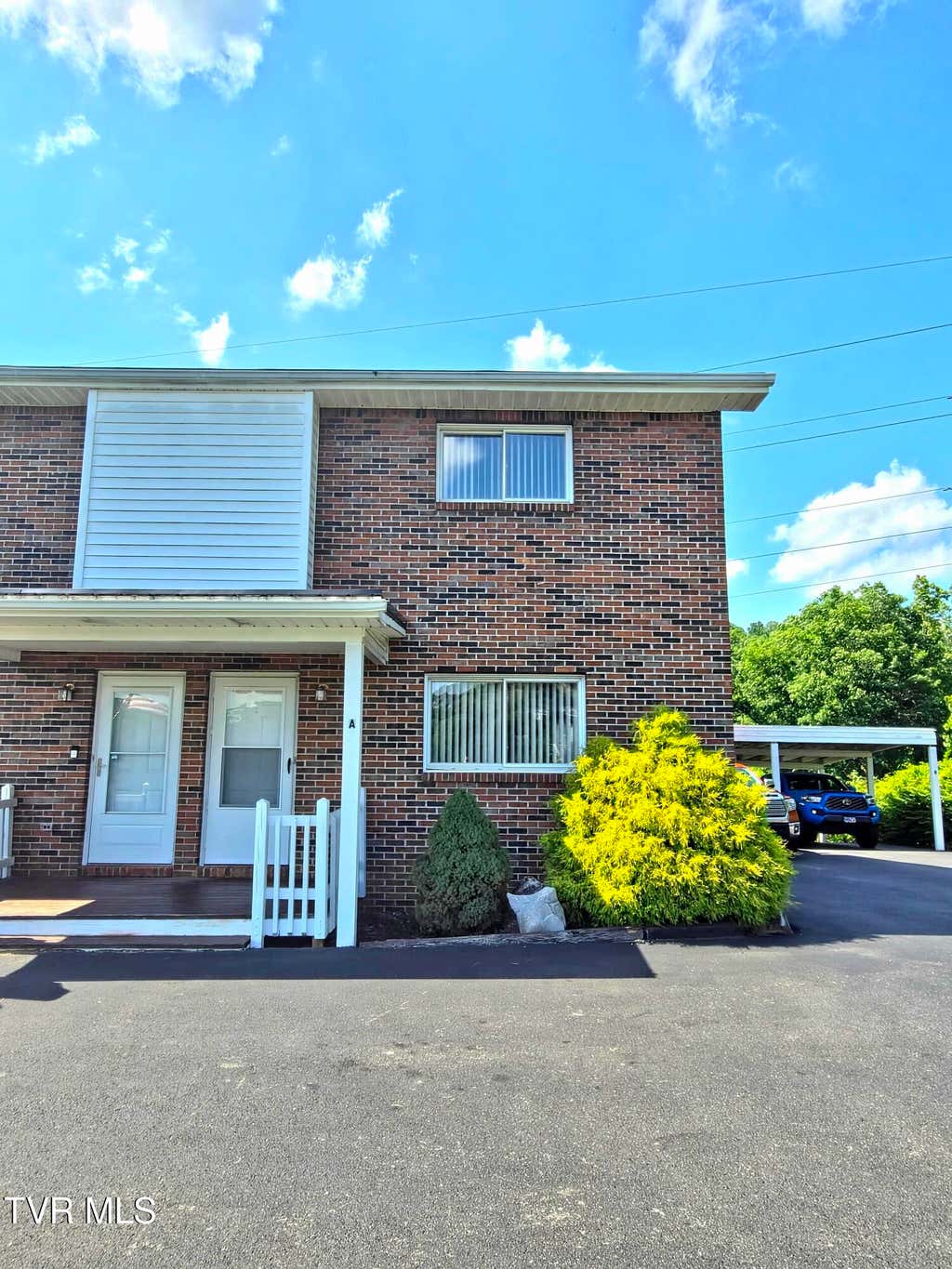 Photo of 549 Holston River Drive #A, Kingsport, TN 37660 (MLS # 9996703)