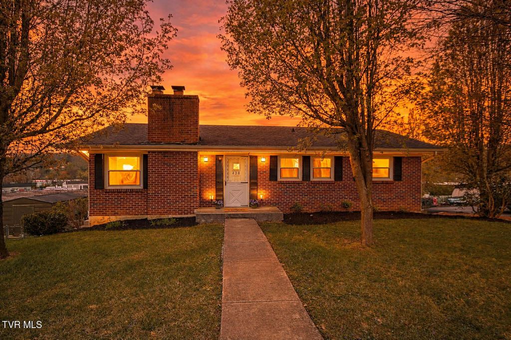 Photo of 428 Merriewood Drive, Bristol, TN 37620 (MLS # 9993220)