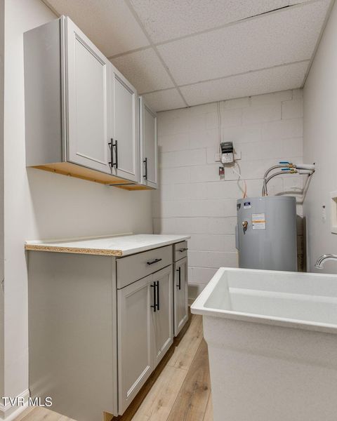 Tiny photo for 548 Floyd Street, Bristol, VA 24201 (MLS # 9986501)