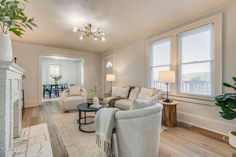 Tiny photo for 548 Floyd Street, Bristol, VA 24201 (MLS # 9986501)