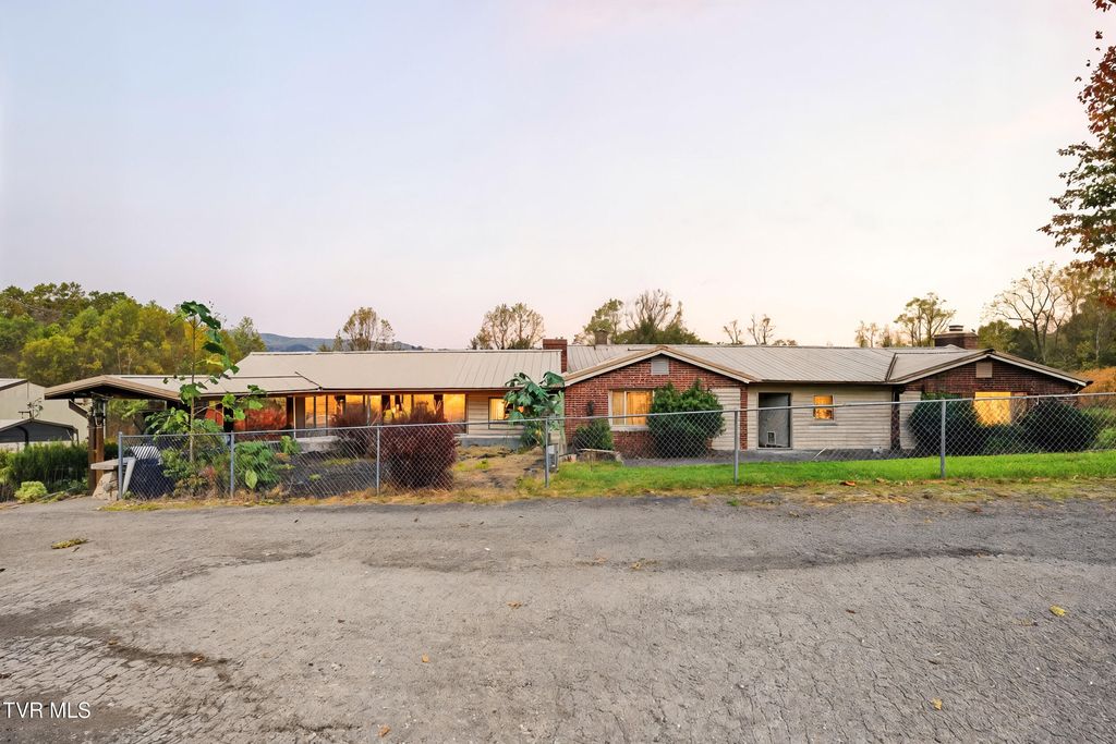 Photo of 490 Delaney Lane, Clintwood, VA 24228 (MLS # 9987447)