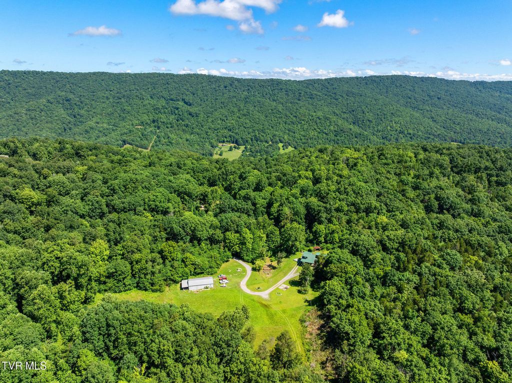 Photo of 2866 Prospect Road, Sneedville, TN 37869 (MLS # 9998502)
