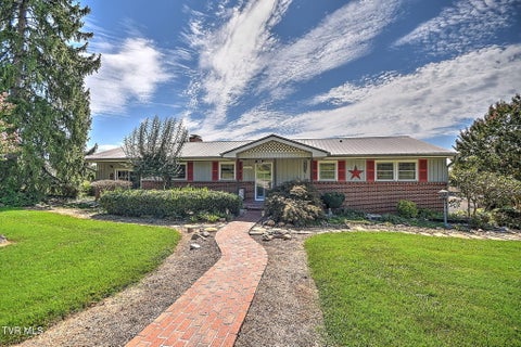 Photo of 104 Orchard Street, Greeneville, TN 37745 (MLS # 10000218)