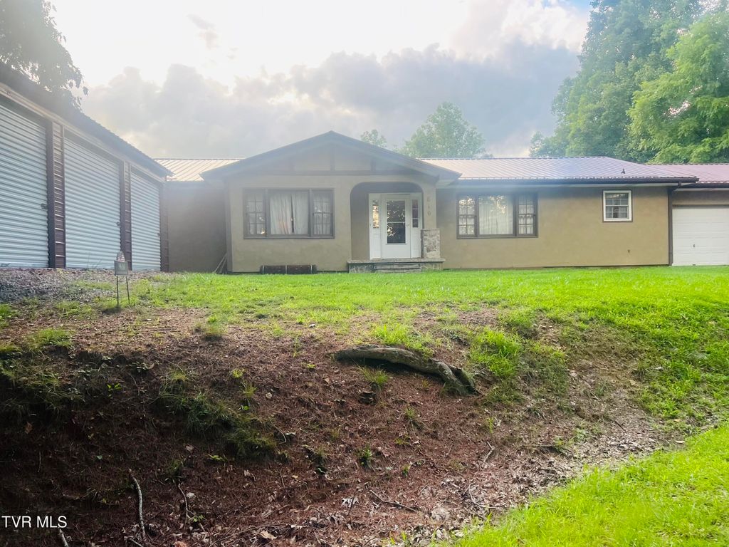 Photo of 9616 Mountain Cove Road, Pound, VA 24279 (MLS # 9984318)