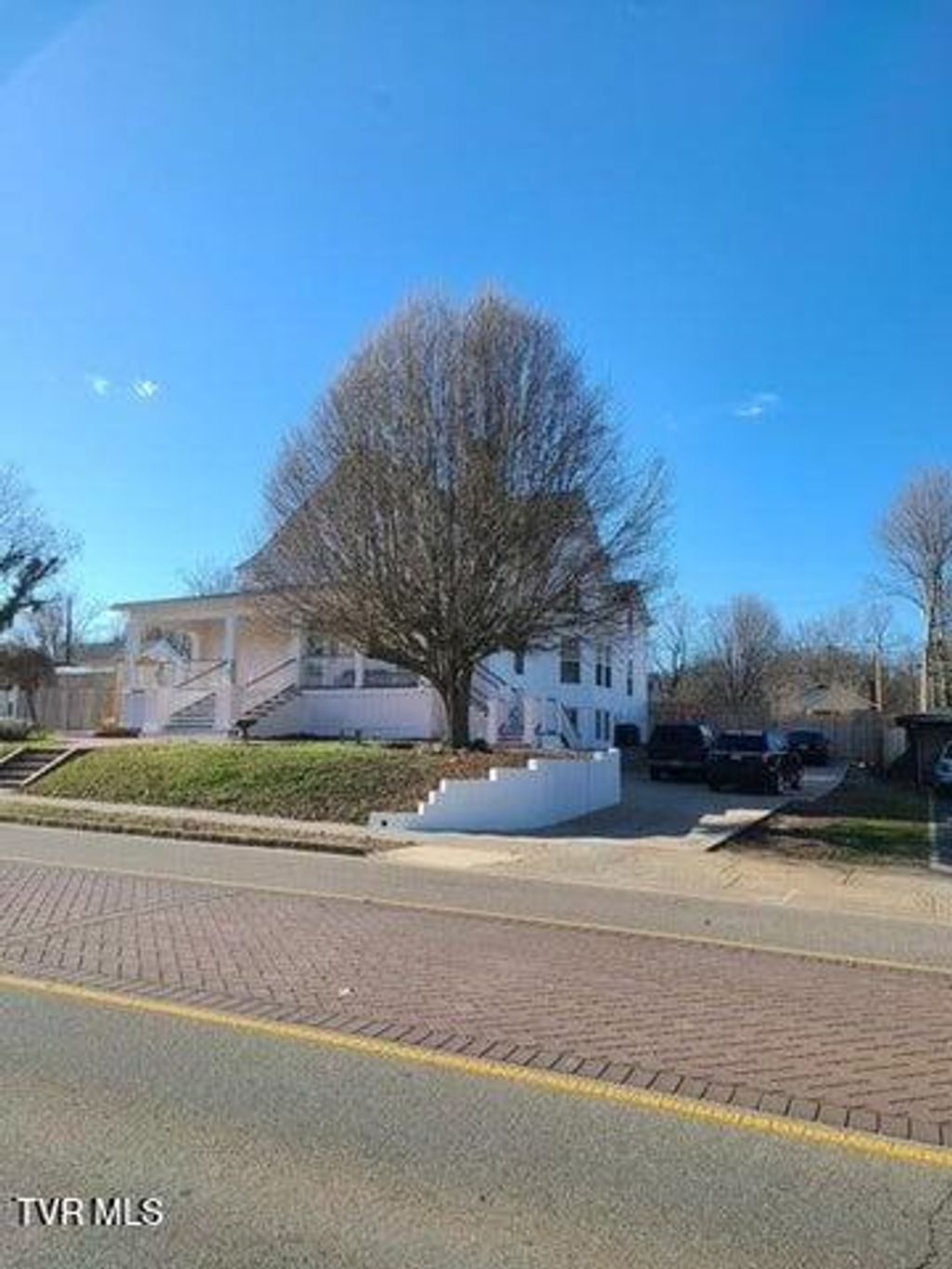 Photo of 721 First North Street, Morristown, TN 37814 (MLS # 9986678)