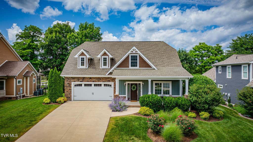 Photo of 231 Riverwatch Circle, Kingsport, TN 37660 (MLS # 9996937)