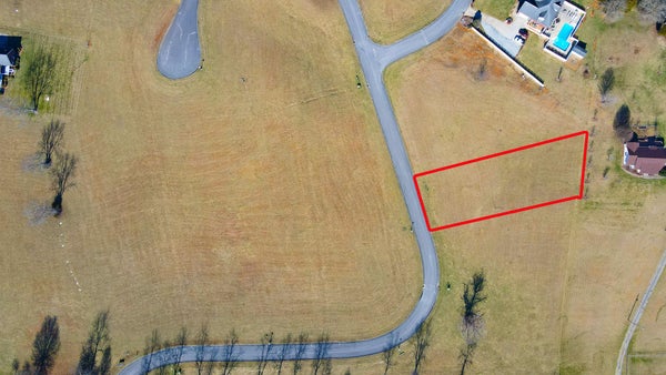 111 WALNUT DR, ROGERSVILLE, TN 37857 - Image ceb20de7dfc2feac2fc9499ebb9bbfd5/2453742128