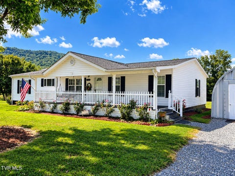Homes For Sale - 121 Simpson Road<br/> Church Hill, TN 37642