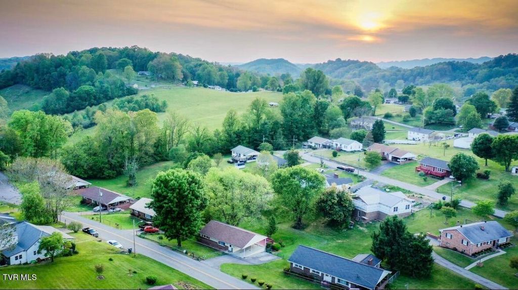 Photo of 605 Bell Ridge Road, Kingsport, TN 37665 (MLS # 9993470)