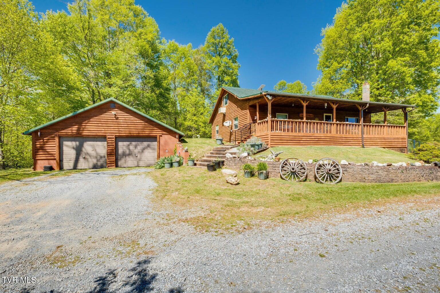 143 Horseshoe Lane, Roan Mountain, Tennessee image 3