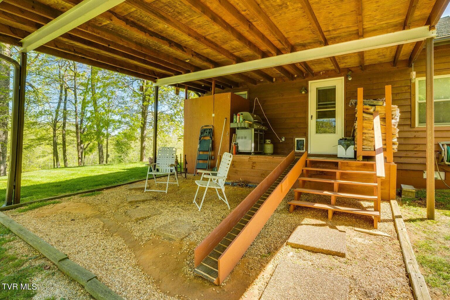 143 Horseshoe Lane, Roan Mountain, Tennessee image 43