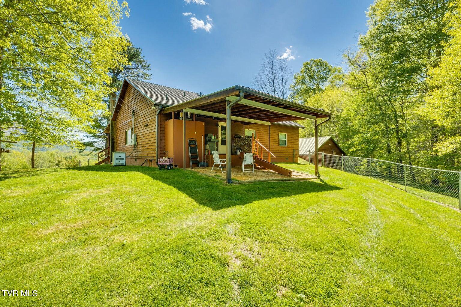 143 Horseshoe Lane, Roan Mountain, Tennessee image 40