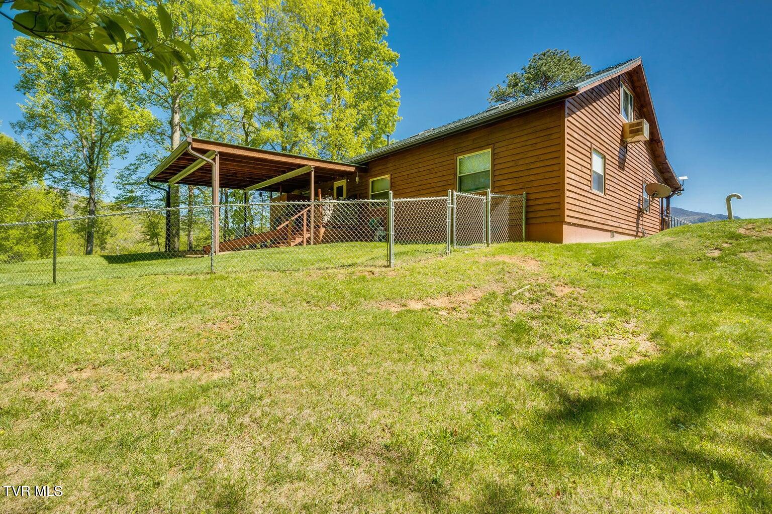 143 Horseshoe Lane, Roan Mountain, Tennessee image 42