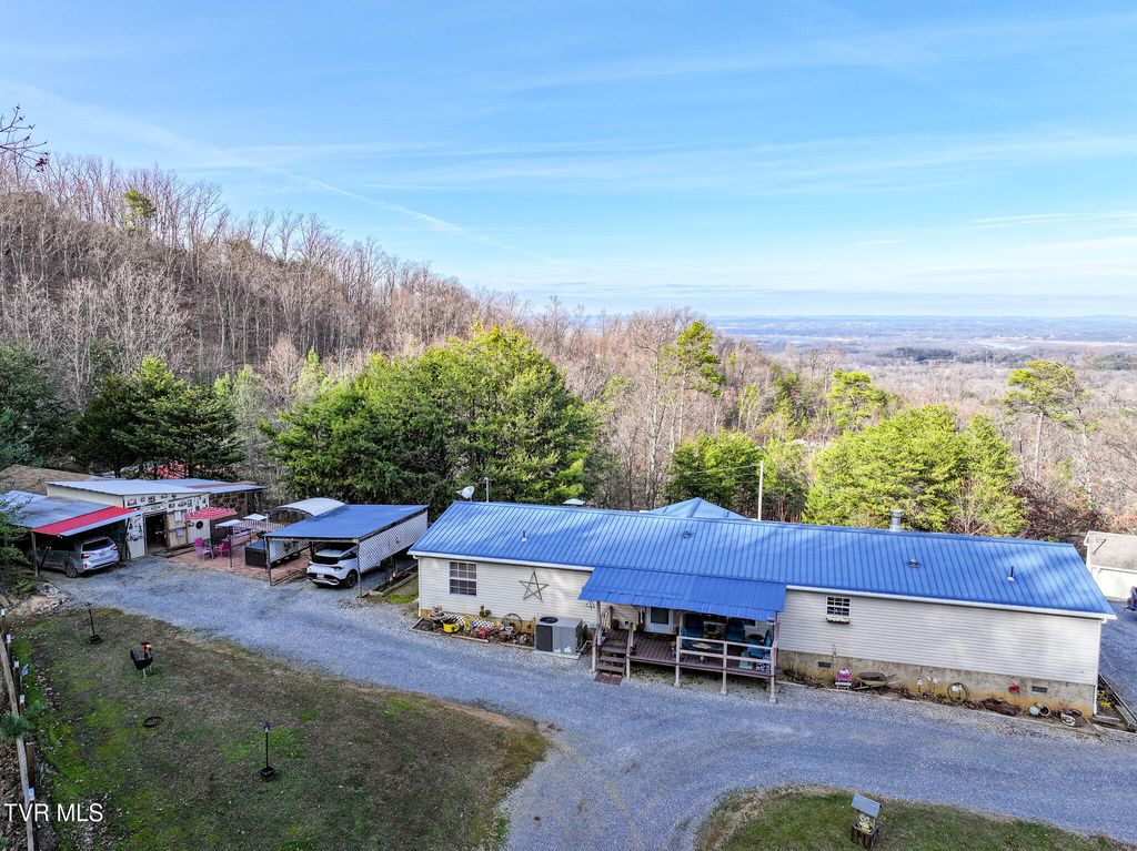 Photo of 1243 Applewood Road, Newport, TN 37821 (MLS # 9989560)