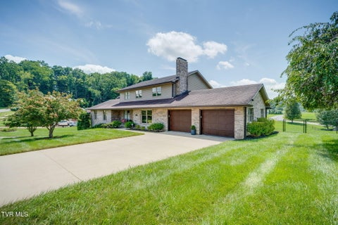 Photo of 102 Pickens Court, Kingsport, TN 37663 (MLS # 9999796)