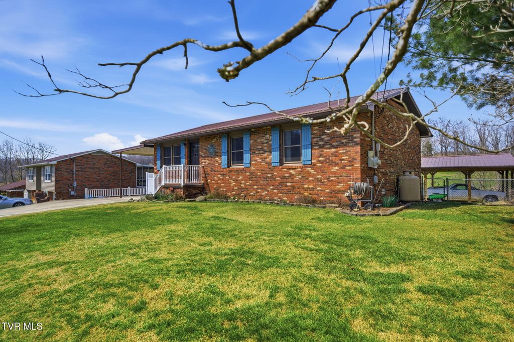 Photo of 392 Minga Road, Kingsport, TN 37663 (MLS # 9992888)