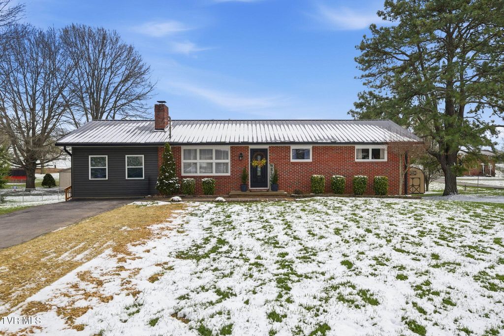 Photo of 834 Gray Station Sulphur Springs Road, Jonesborough, TN 37659 (MLS # 9992541)