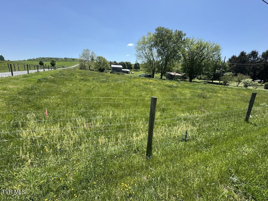997 Beaver Creek Road, Bluff City, Tennessee image 1