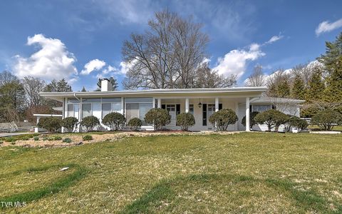Homes For Sale - 502 Valley Drive<br/> Bristol, VA 24201
