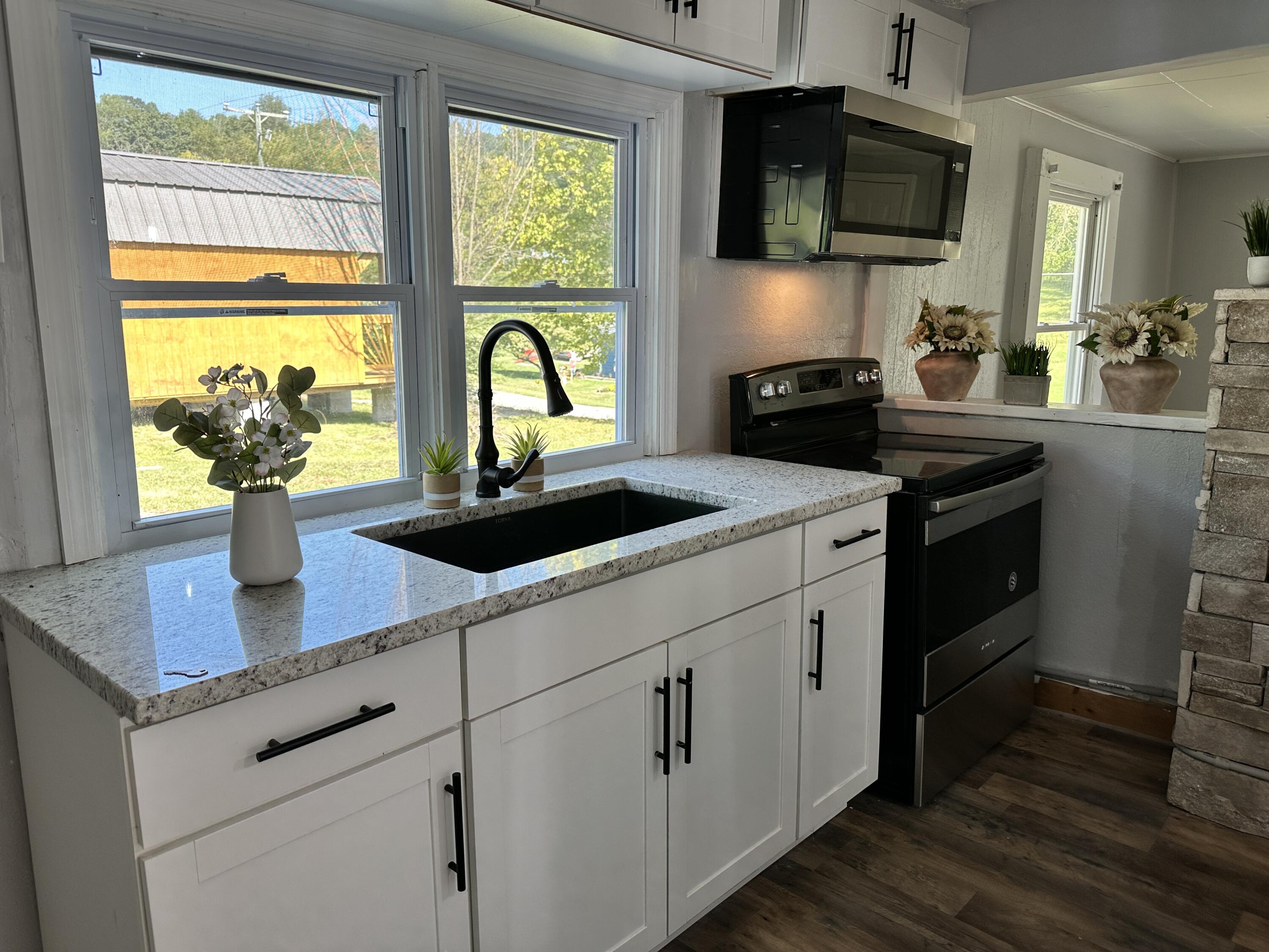 463 Manville Road, Gate City, Virginia image 3