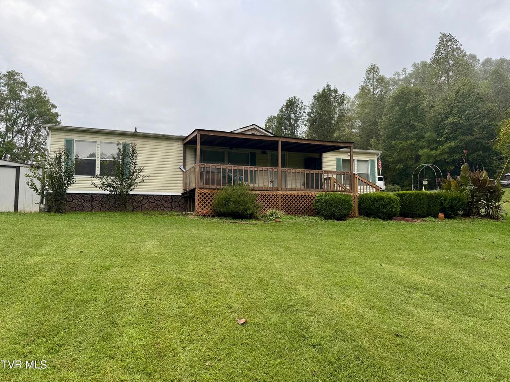 Photo of 861 Hickory Tree Road, Bristol, TN 37620 (MLS # 9981495)