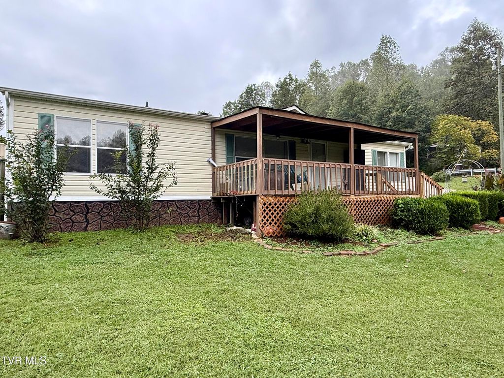 Photo of 861 Hickory Tree Road, Bristol, TN 37620 (MLS # 9981495)