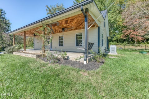Photo of 327 Happy Valley Road, Johnson City, TN 37601 (MLS # 10002397)