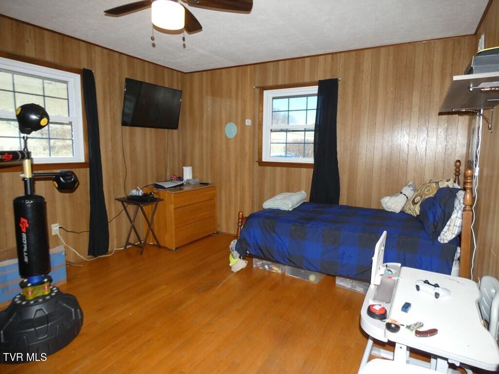10351 Forest Hill Drive, Glade Spring, Virginia image 15