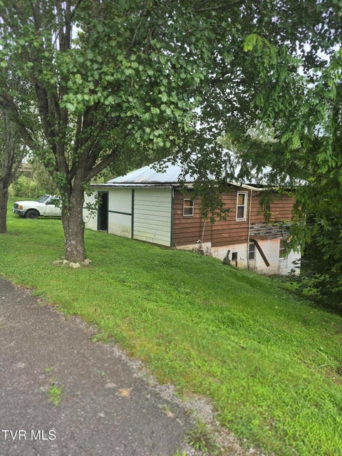 Homes For Sale - 227 Combs Road<br/> Pennington Gap, VA 24277
